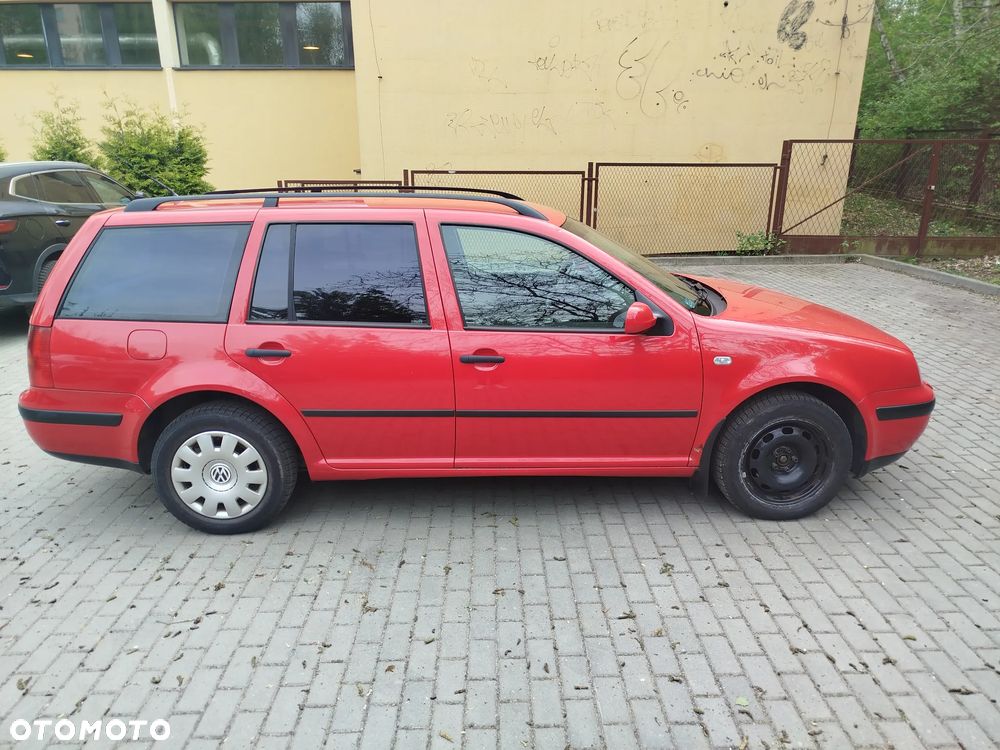 Volkswagen Golf - 3