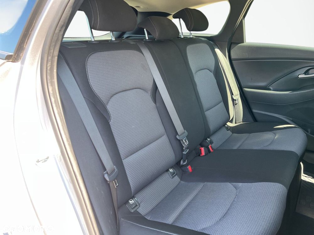 Hyundai i30 - 13