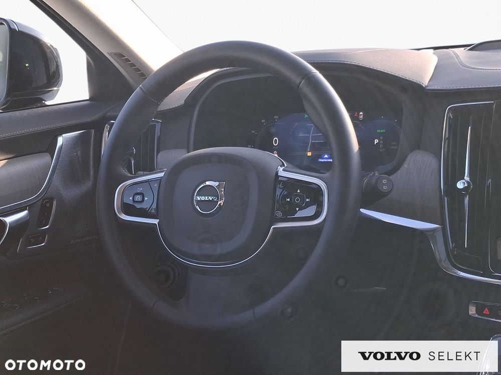 Volvo V90 - 32