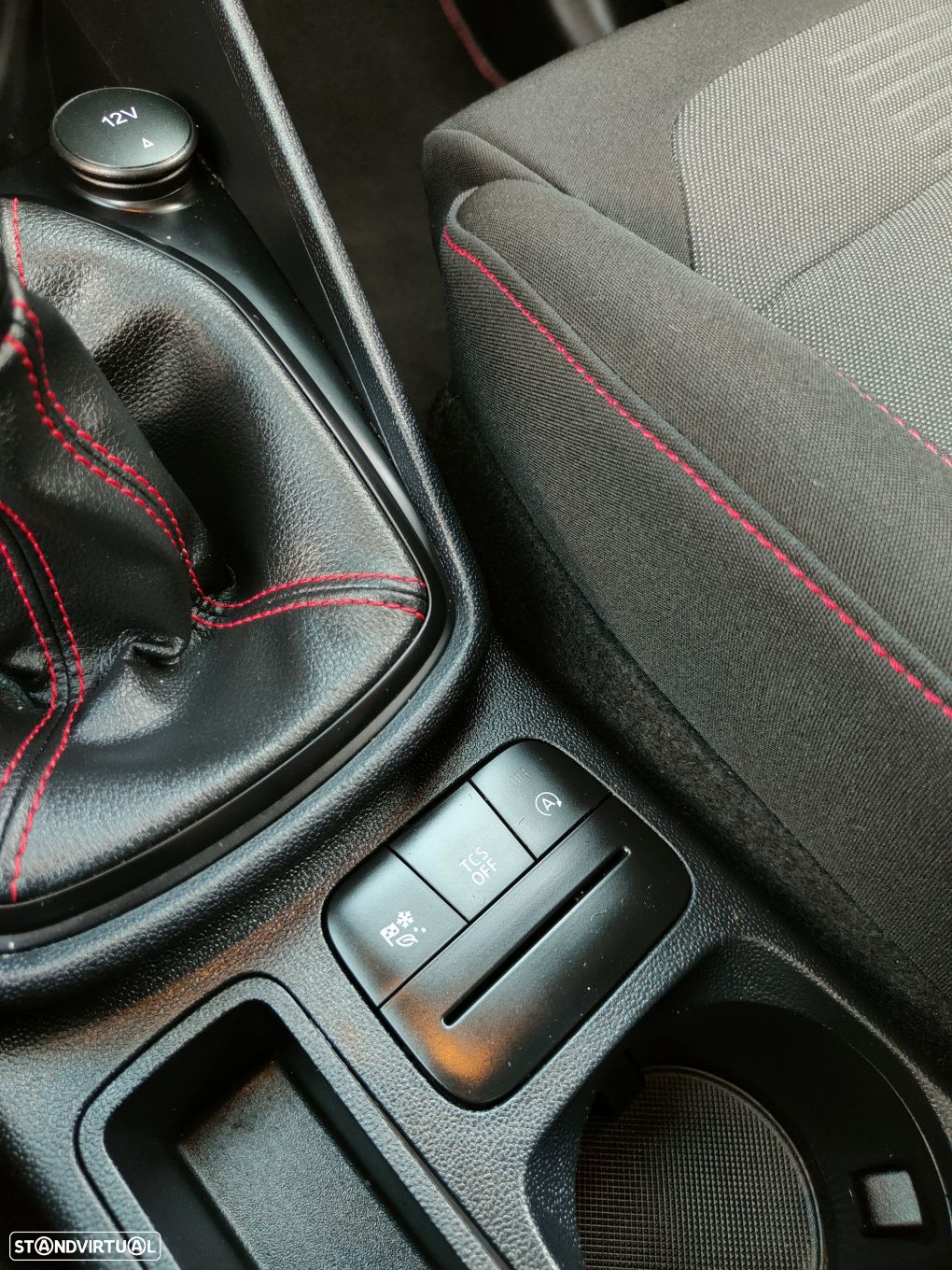Ford Fiesta 1.0 EcoBoost ST-Line - 42