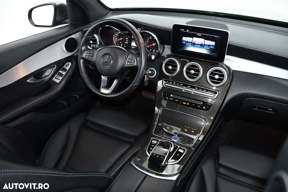 Mercedes-Benz GLC 220 d 4MATIC 9G-TRONIC AMG Line - 4