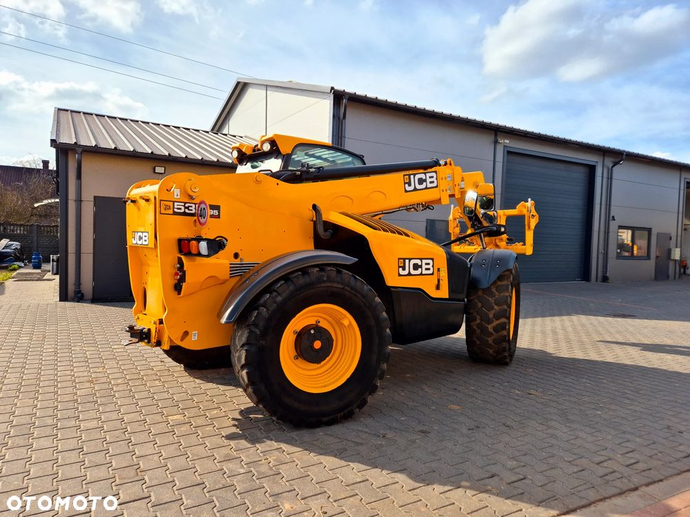 JCB 535 95 Agri Super 541 70 535 125 Agri Super 536 70 530 70 MANITOU CLAAS - 10