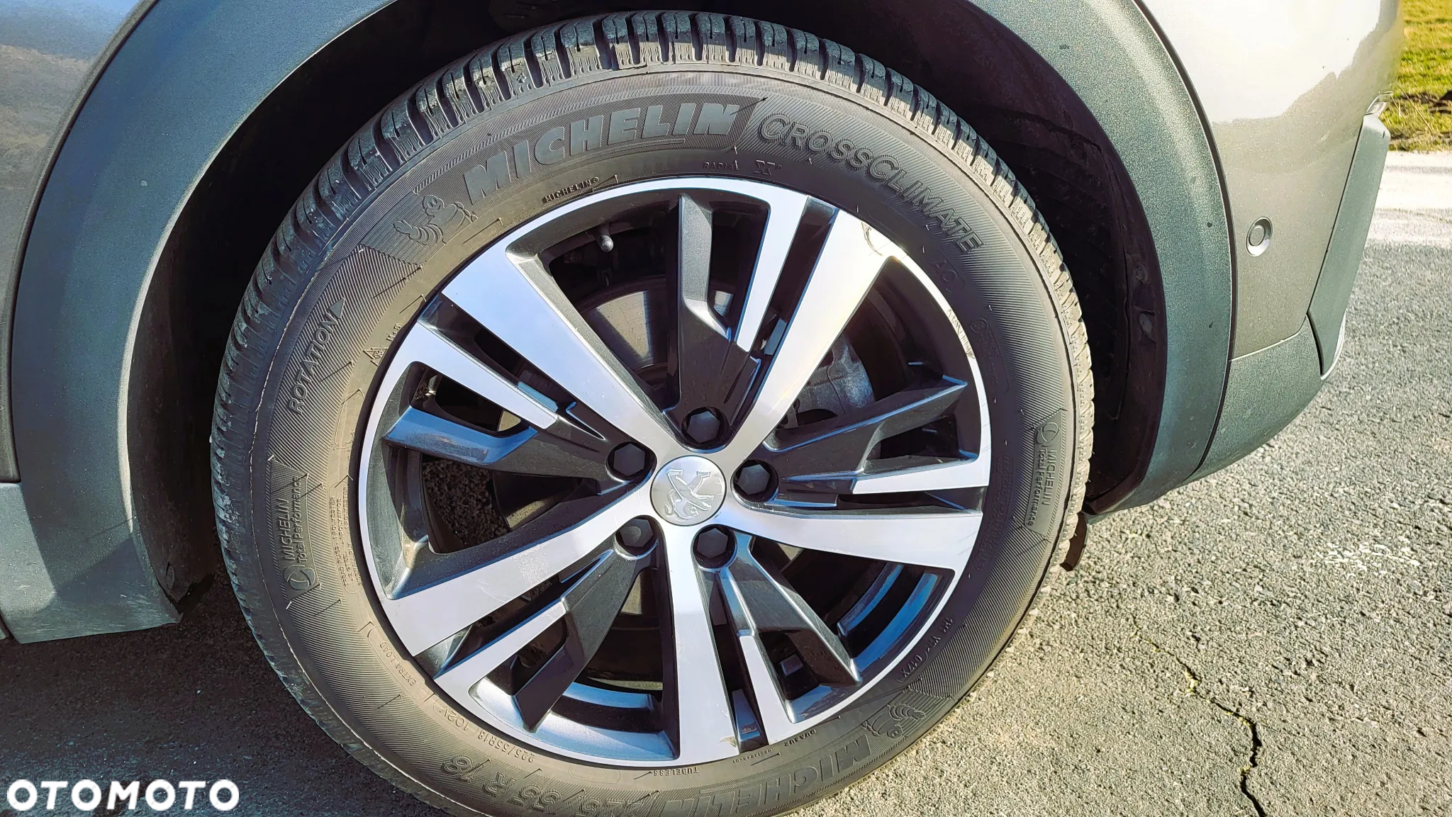 Peugeot 5008 1.6 THP Allure S&S EAT6 - 14