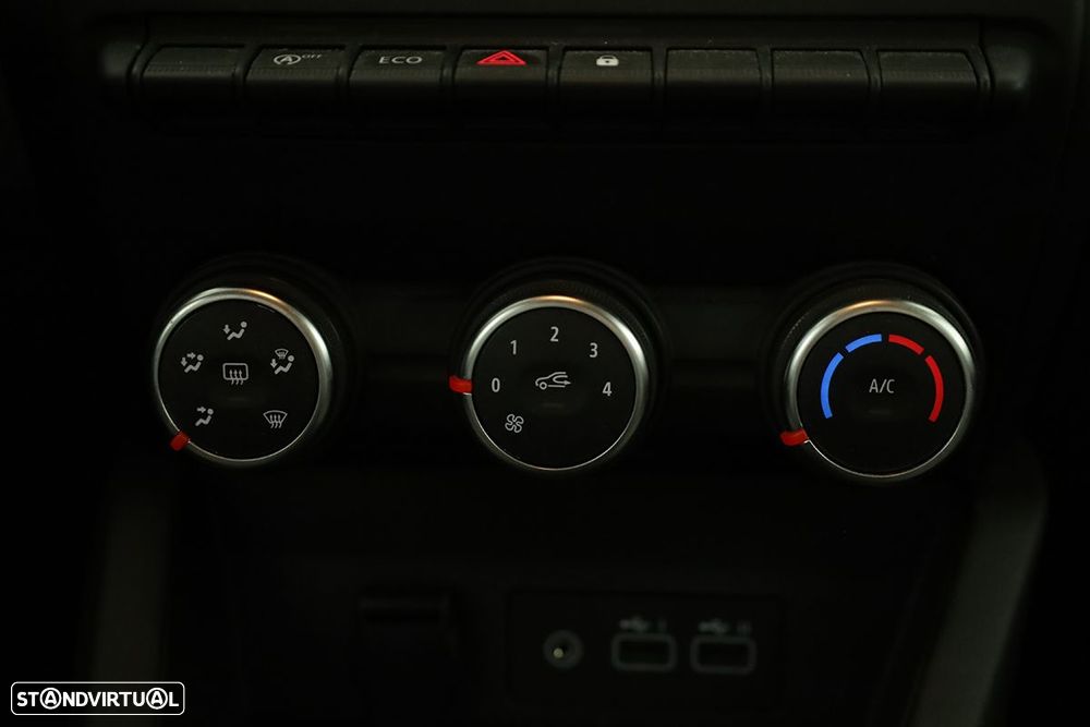 Renault Clio 1.0 TCe Evolution - 11