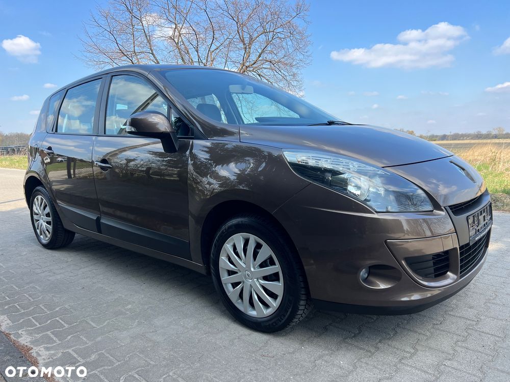 Renault Scenic - 1