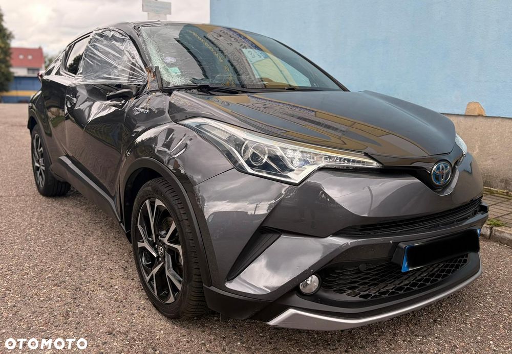 Toyota C-HR - 11