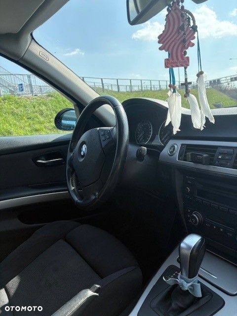 BMW Seria 3 - 14