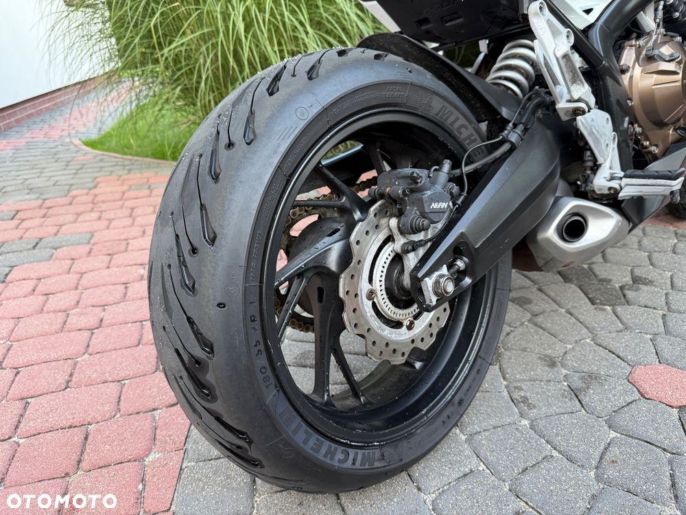 Honda CBR - 8
