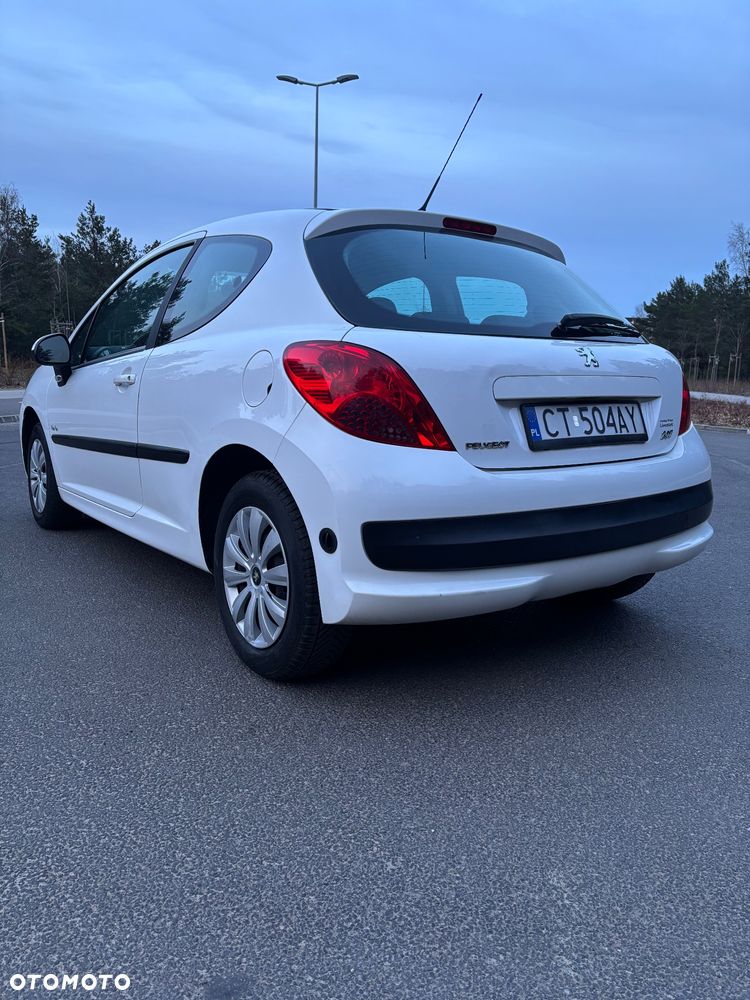 Peugeot 207 95 VTi Urban Move - 10