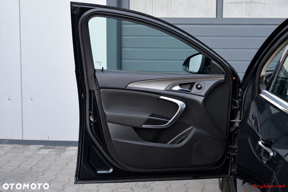 Opel Insignia - 16