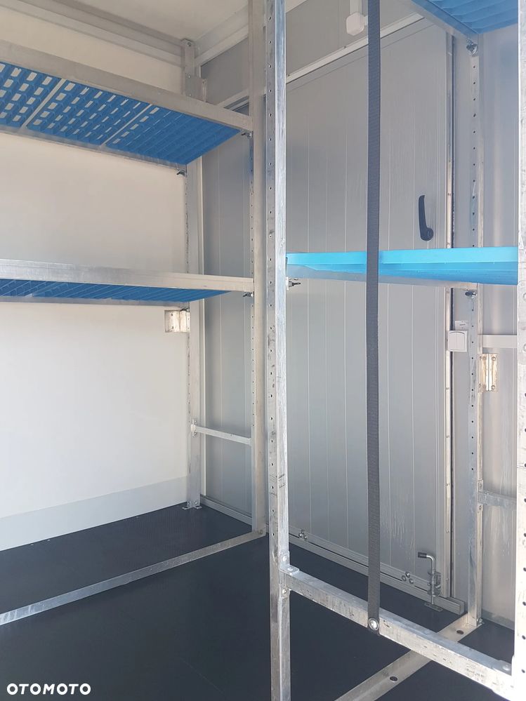 Iveco DAILY KONTENER NISKOPODŁOGOWY 4,43x2,23x2,42 SKLEP BAR KAMPER FOODTRUCK KLIMA KONIOWÓZ - 22