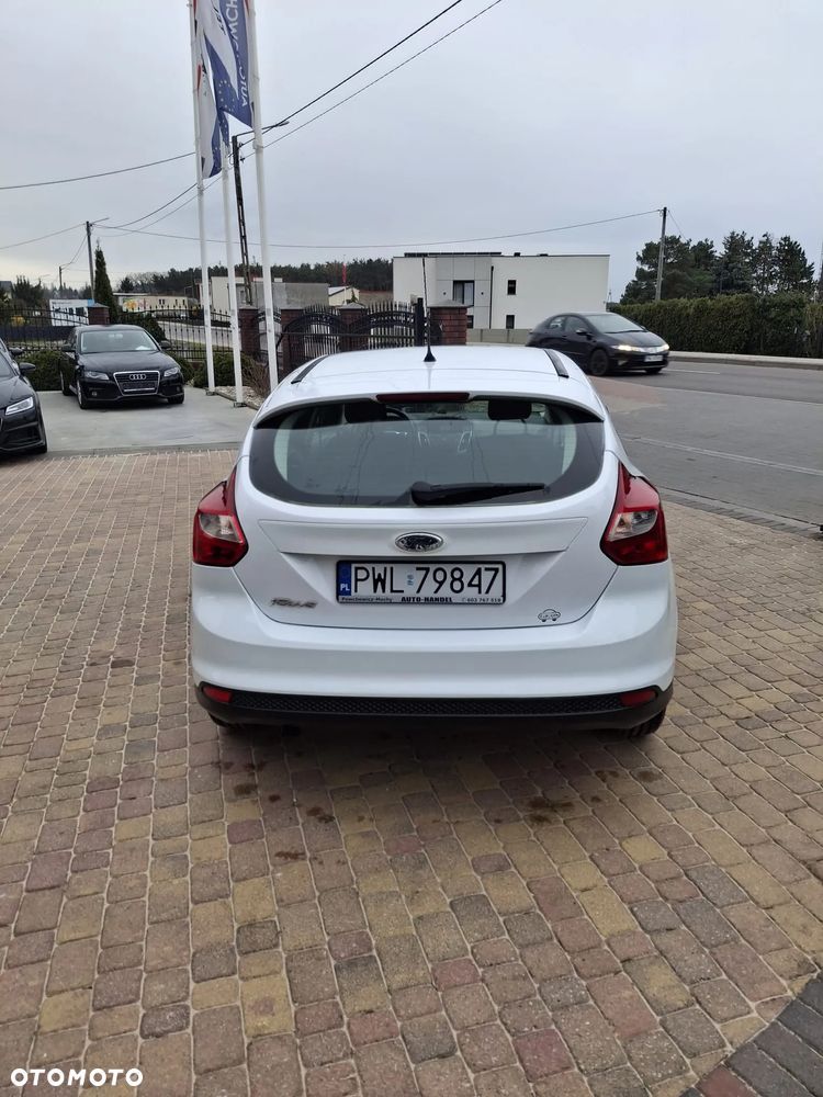 Ford Focus 1.6 TDCi Ambiente - 8