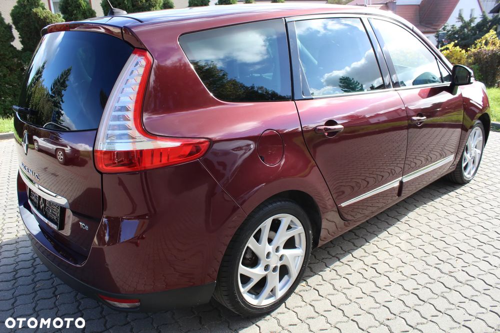 Renault Grand Scenic - 10