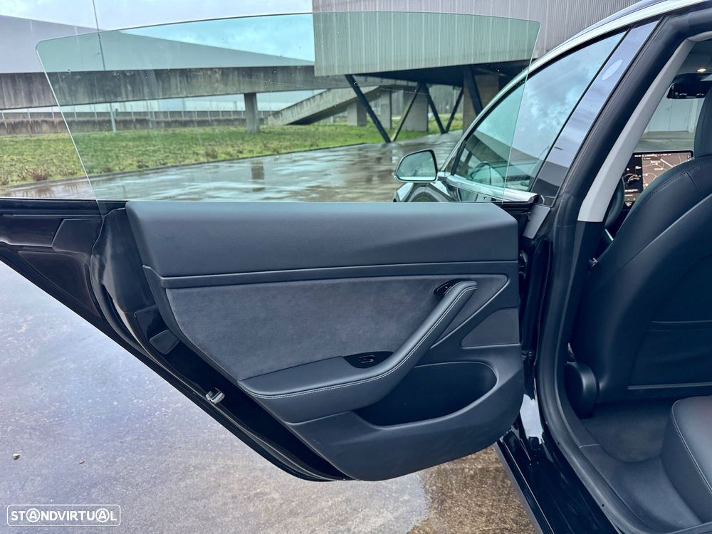 Tesla Model 3 Standard Range Plus RWD - 28