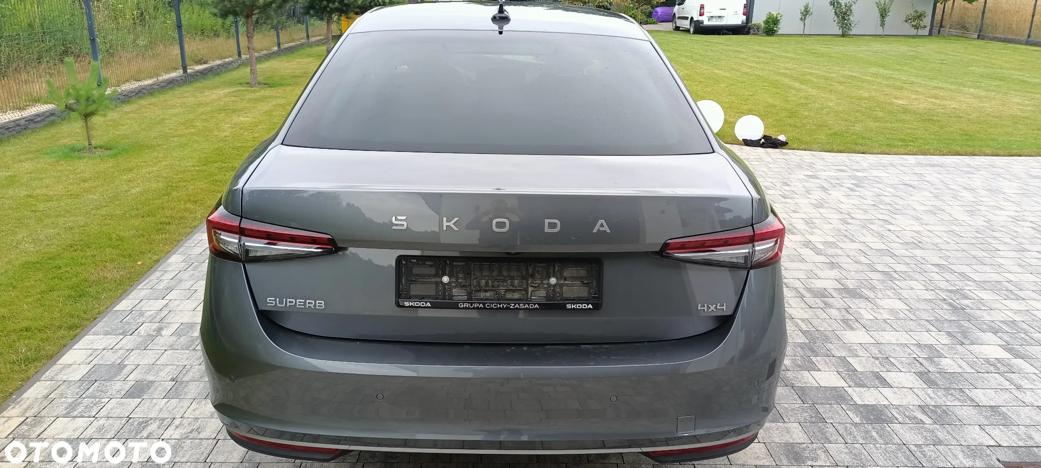 Skoda Superb 2.0 TSI 4x4 L&K DSG - 2