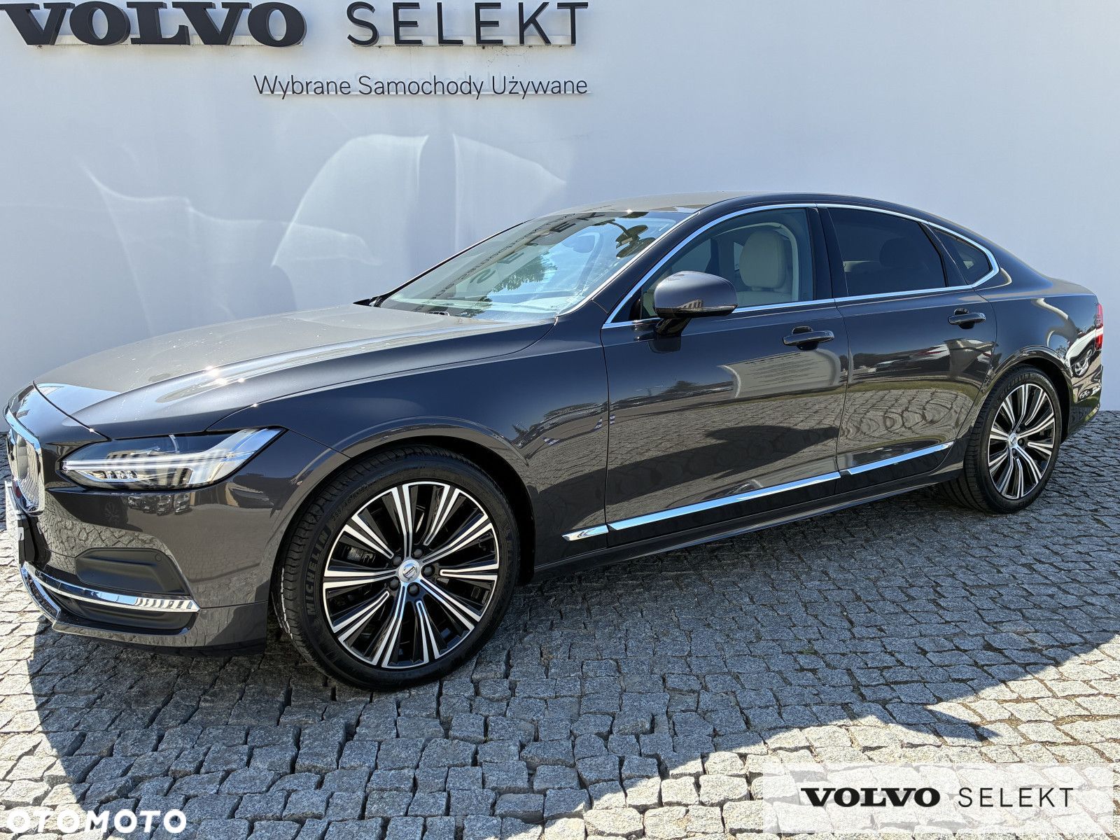Volvo S90 - 1