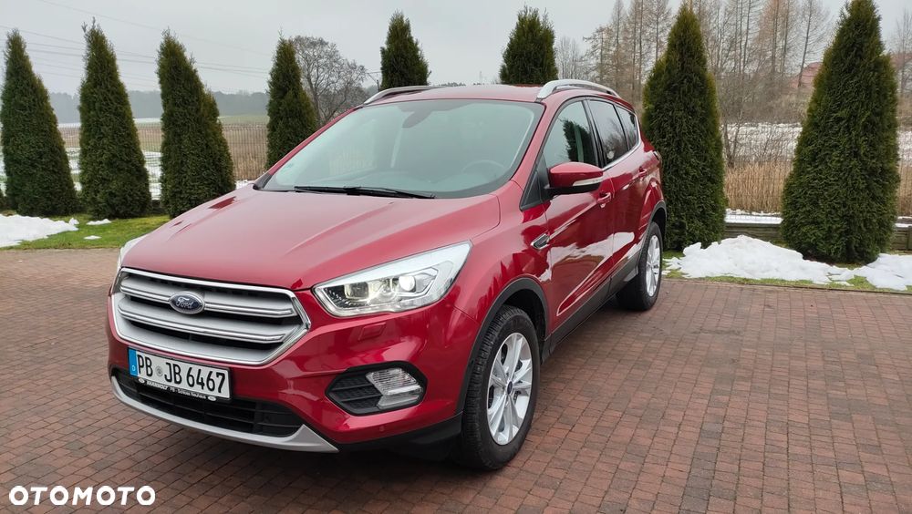 Ford Kuga 1.5 EcoBoost 2x4 Titanium - 3