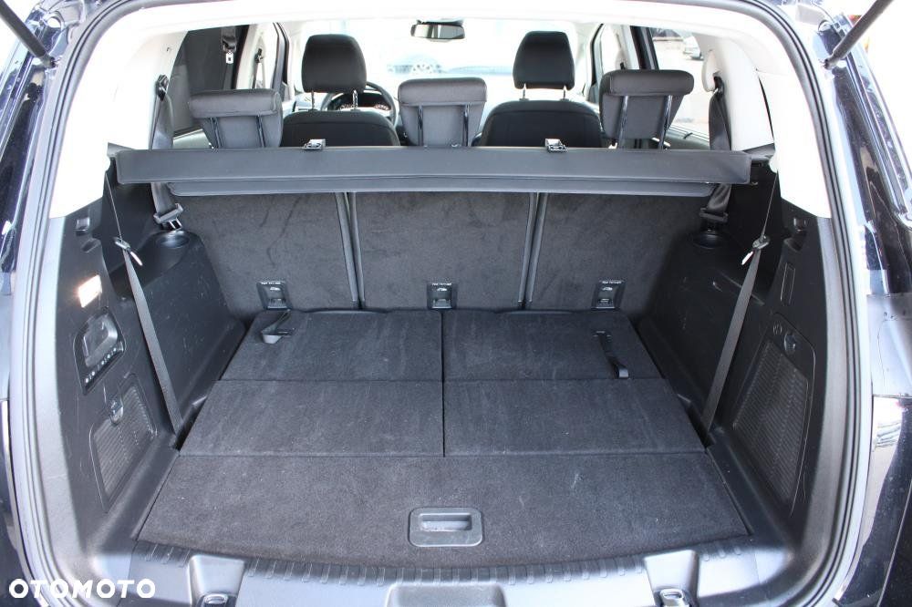 Ford S-Max - 36