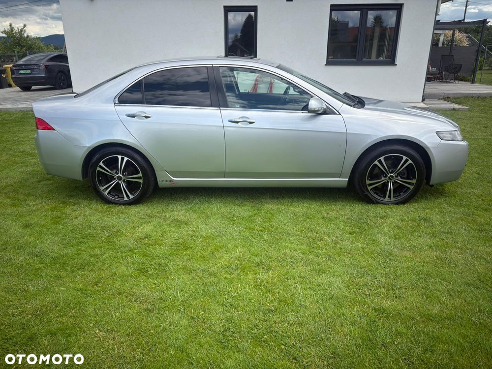 Honda Accord 2.4 i Automatik Executive - 4