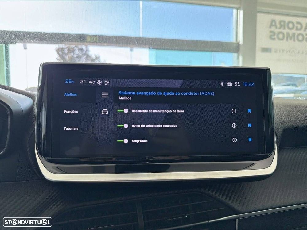 Peugeot 2008 1.2 Hybrid Allure e-DCS6 - 15