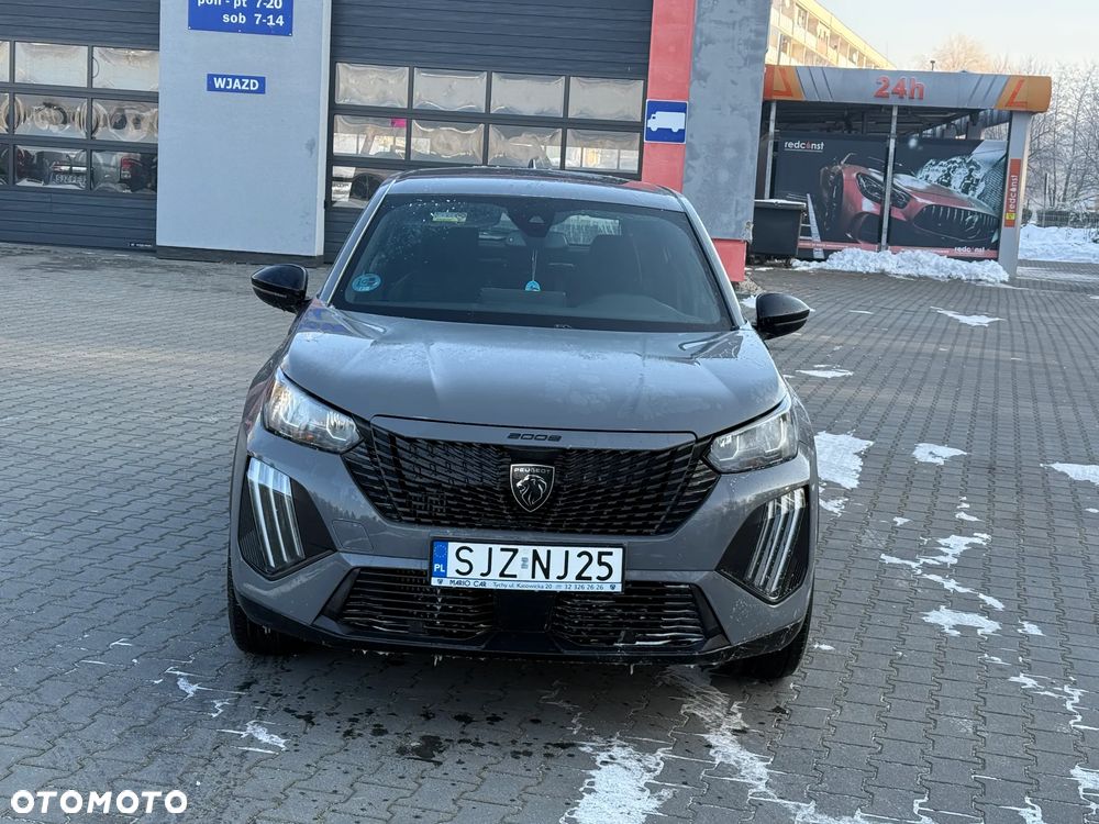 Peugeot 2008 1.2 PureTech Allure Pack S&S - 4