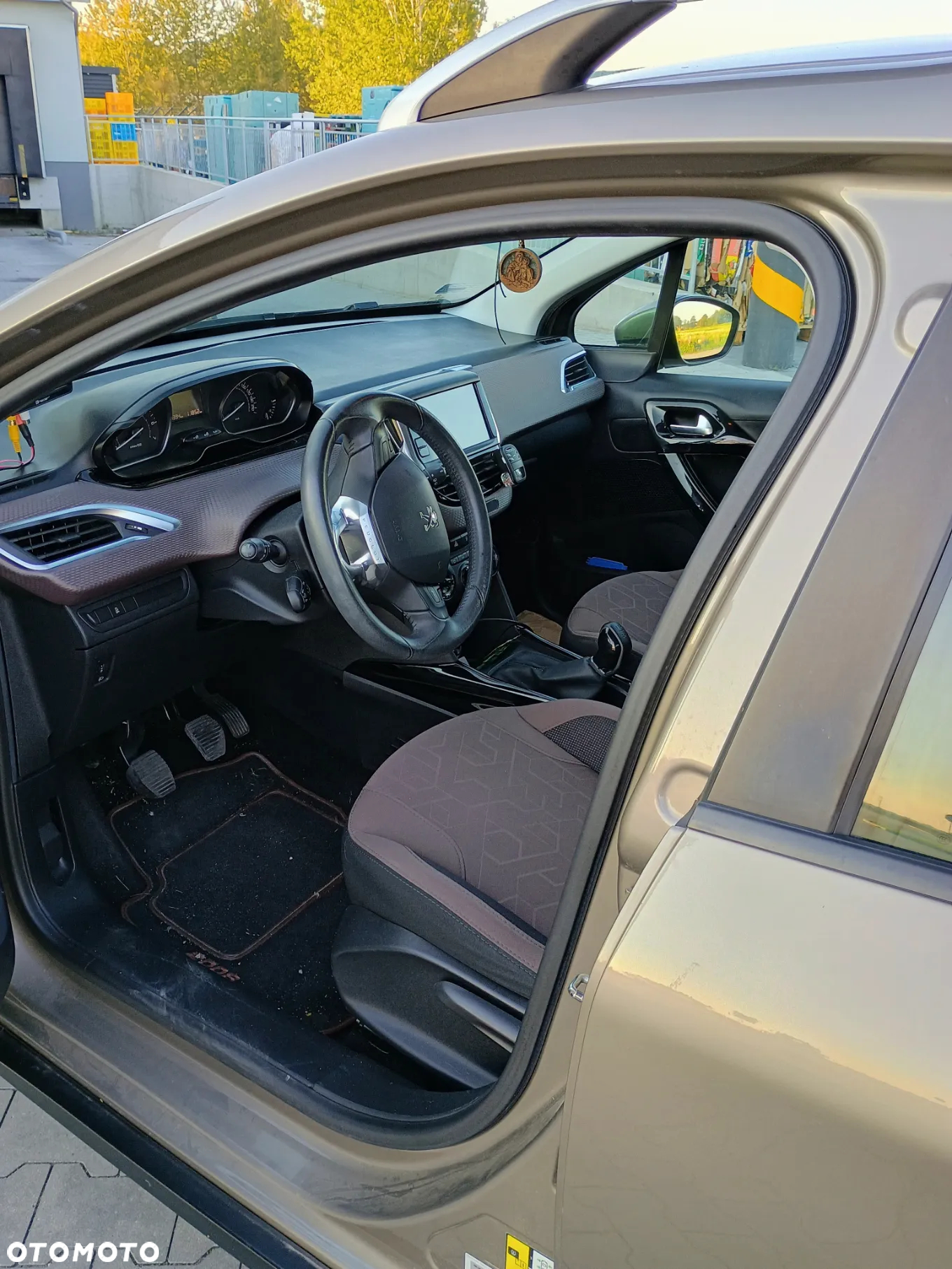 Peugeot 2008 1.2 Pure Tech Active - 11
