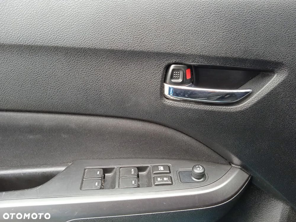 Suzuki Vitara 1.4 Boosterjet SHVS Premium 2WD - 27