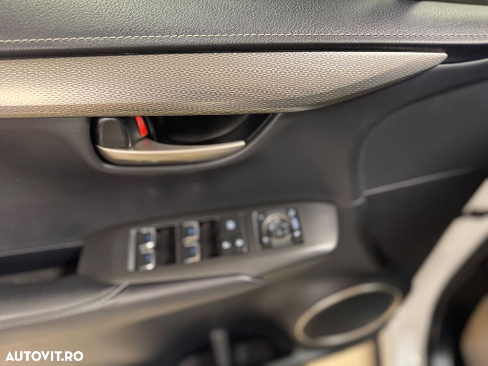 Lexus Seria NX 350h E-FOUR F SPORT - 29