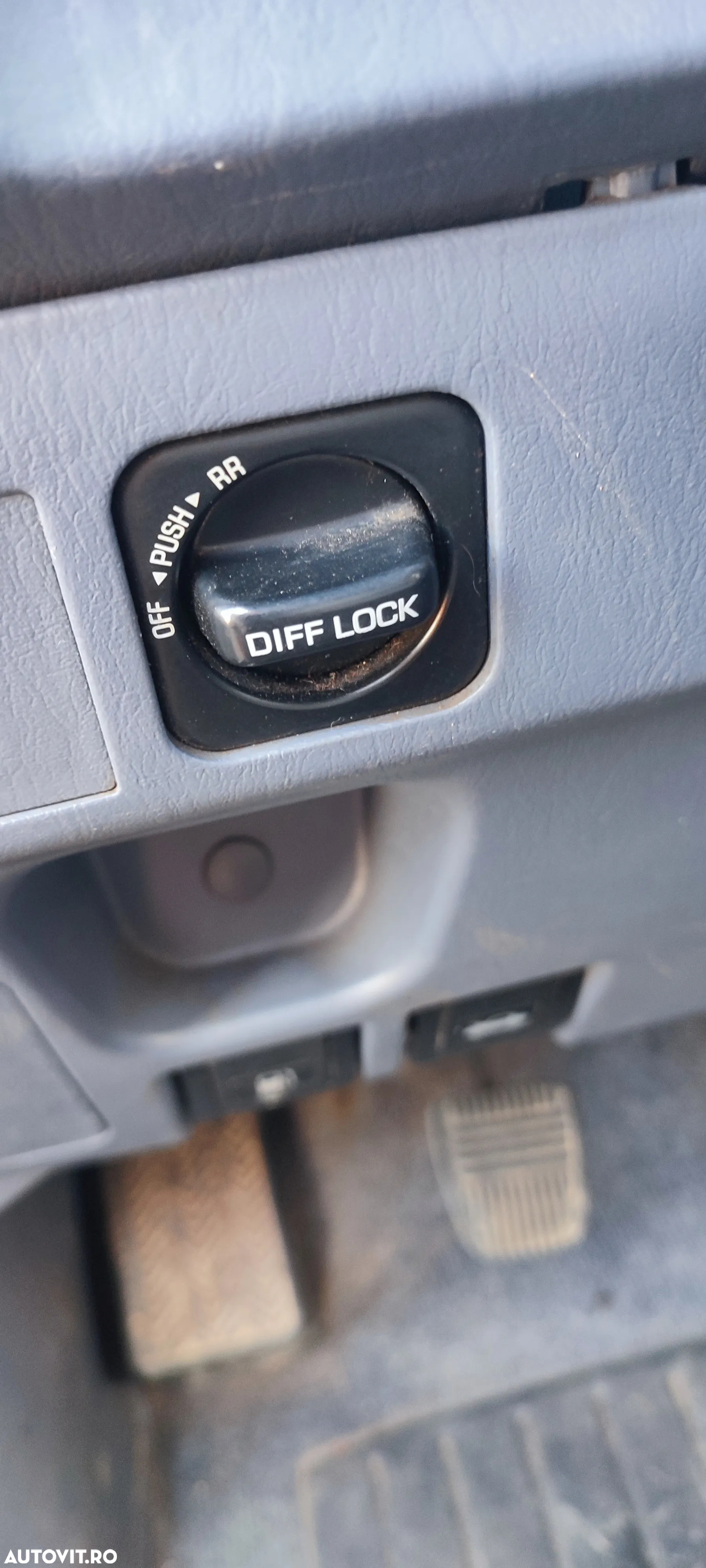 Toyota Land Cruiser 90 TD4-D - 6