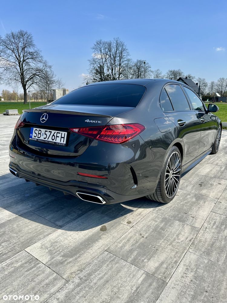 Mercedes-Benz Klasa C 300 4Matic 9G-TRONIC - 11