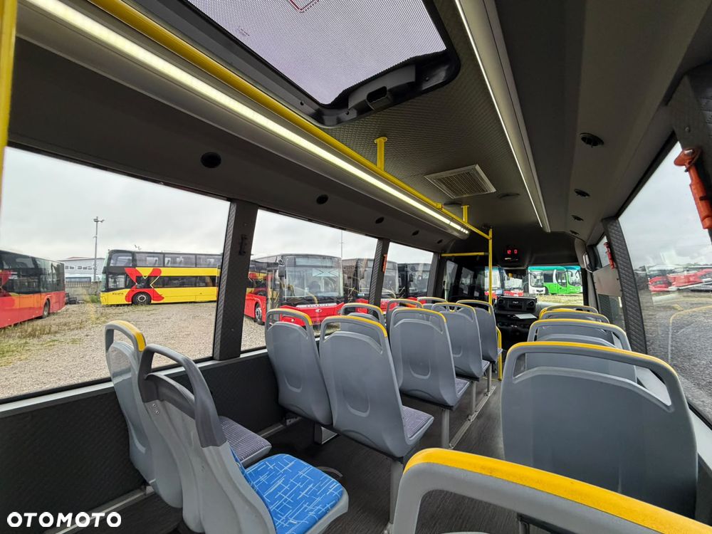 Mercedes-Benz Sprinter 519 - 20