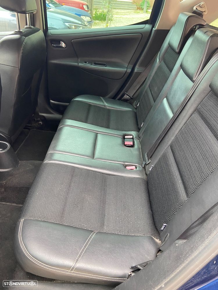 Peugeot 207 SW 1.6 HDi Outdoor FAP - 4
