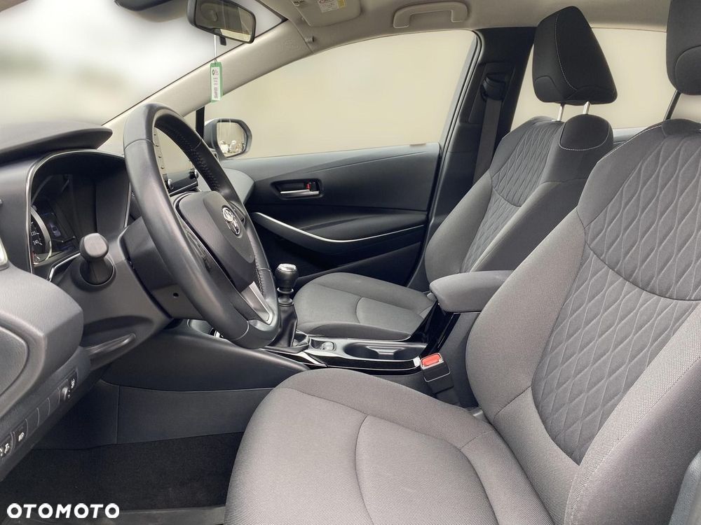 Toyota Corolla - 12