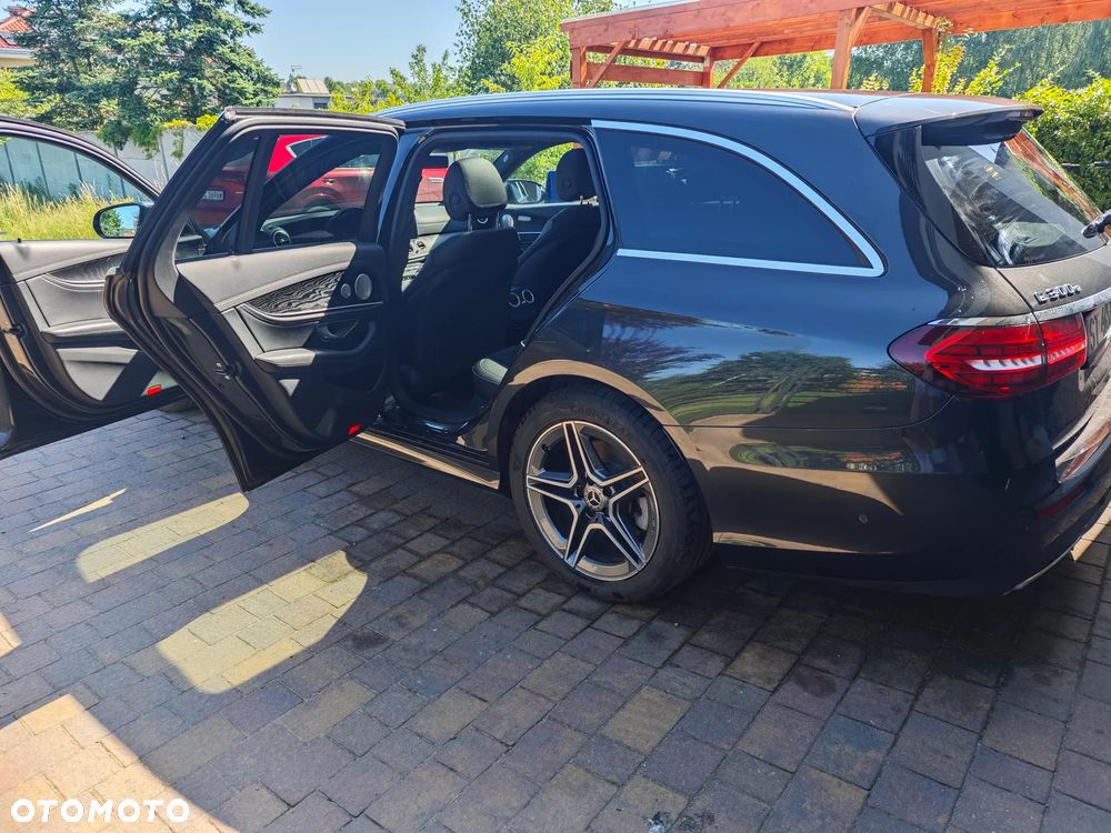 Mercedes-Benz Klasa E 300 Business Edition - 5