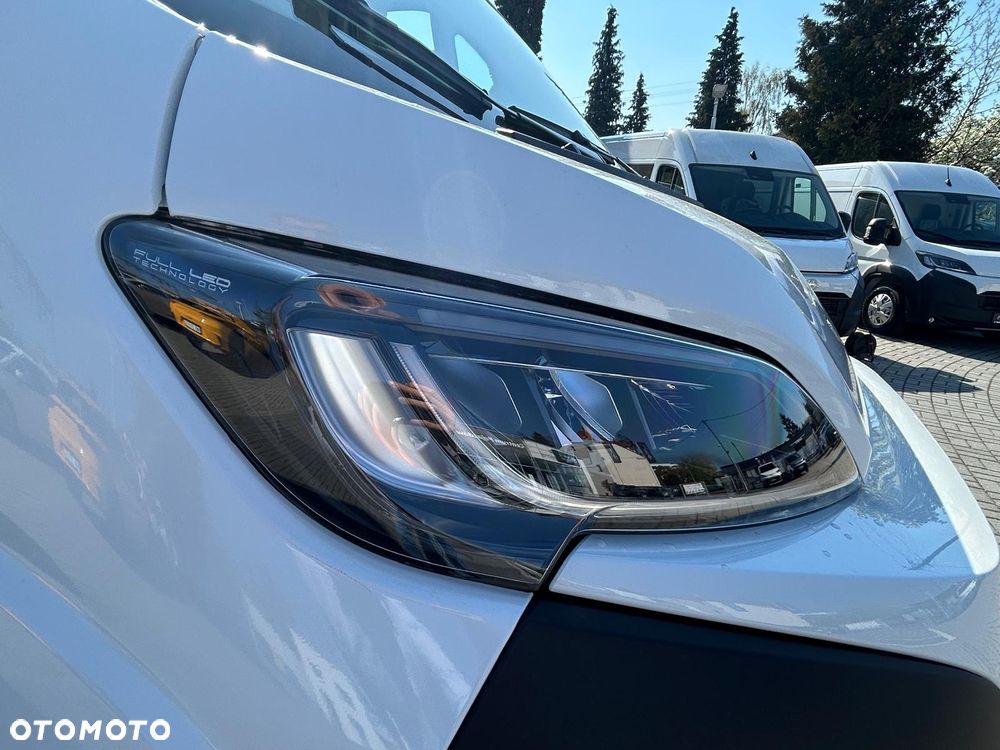 Toyota Proace Max - 12