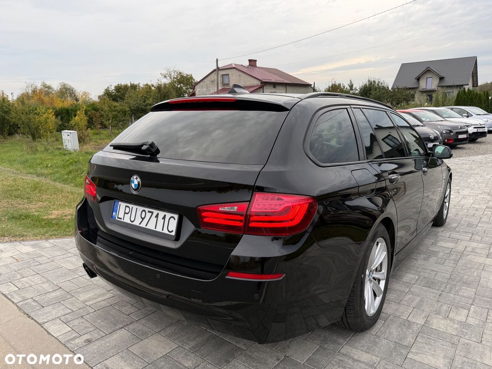 BMW Seria 5 525d Sport-Aut Luxury Line - 37