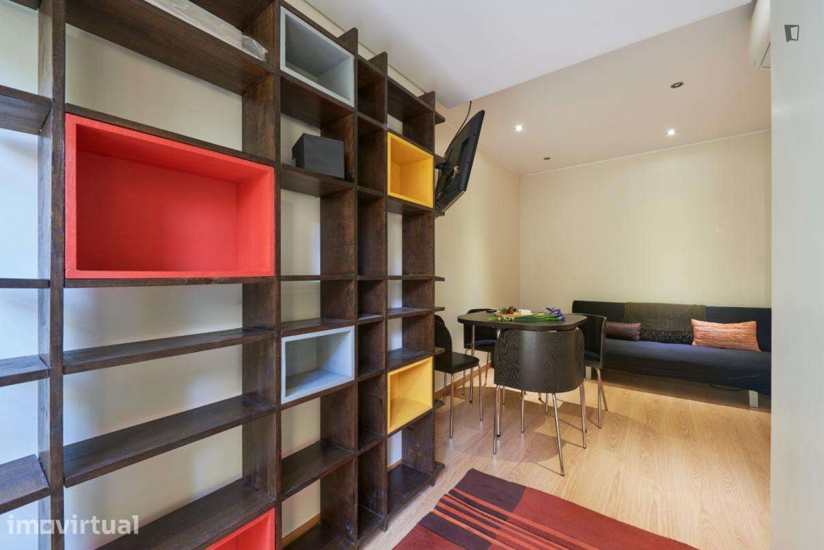 Apartamento com 1 quartos - localizado em Xabregas Lisbon - Grande imagem: 2/22