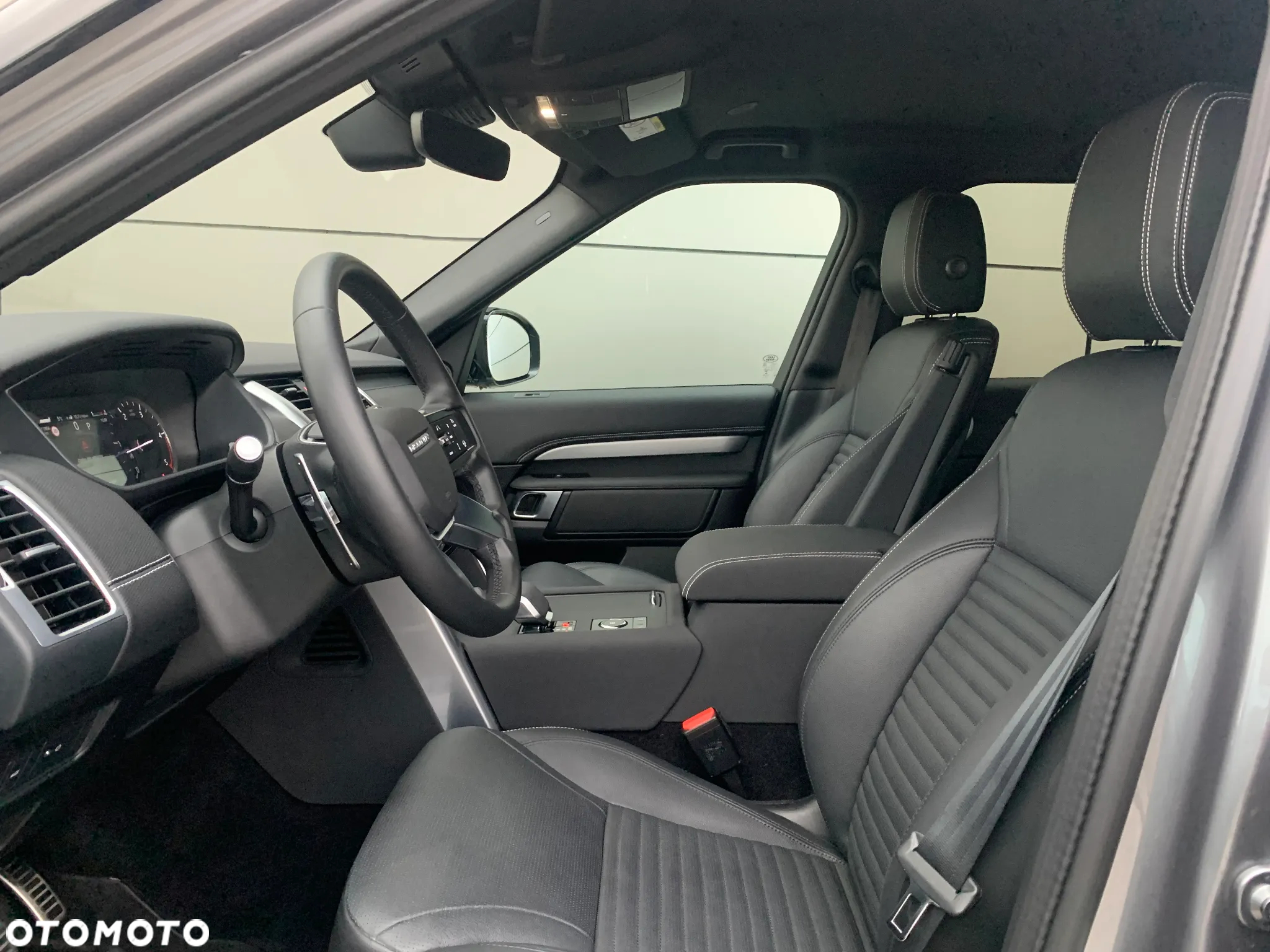 Land Rover Discovery - 8