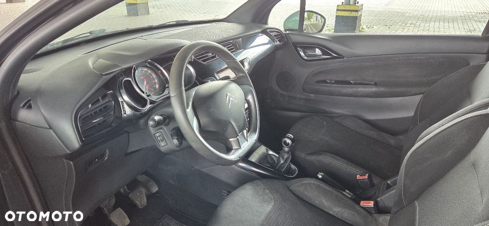 Citroën DS3 HDi 90 FAP (99g) SoChic - 18