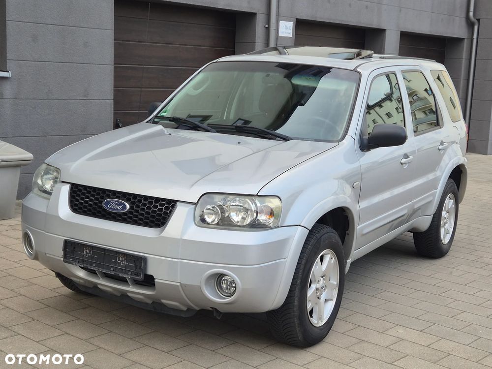 Ford Maverick 3.0 V6 Limited - 1