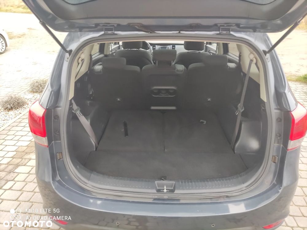 Kia Carens 1.7 CRDi 115 Dream Team Edition - 15