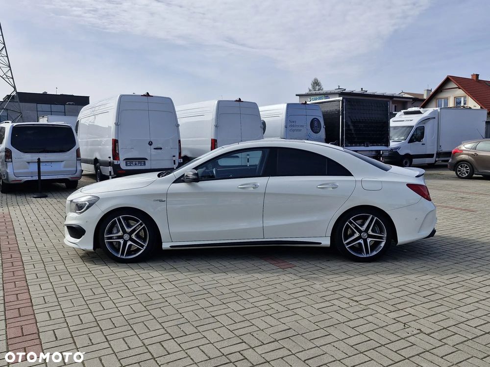 Mercedes-Benz CLA - 2