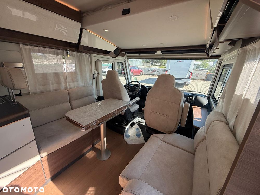 Rapido 8096dF - MY2026, automat 8-biegowy 180KM - 5