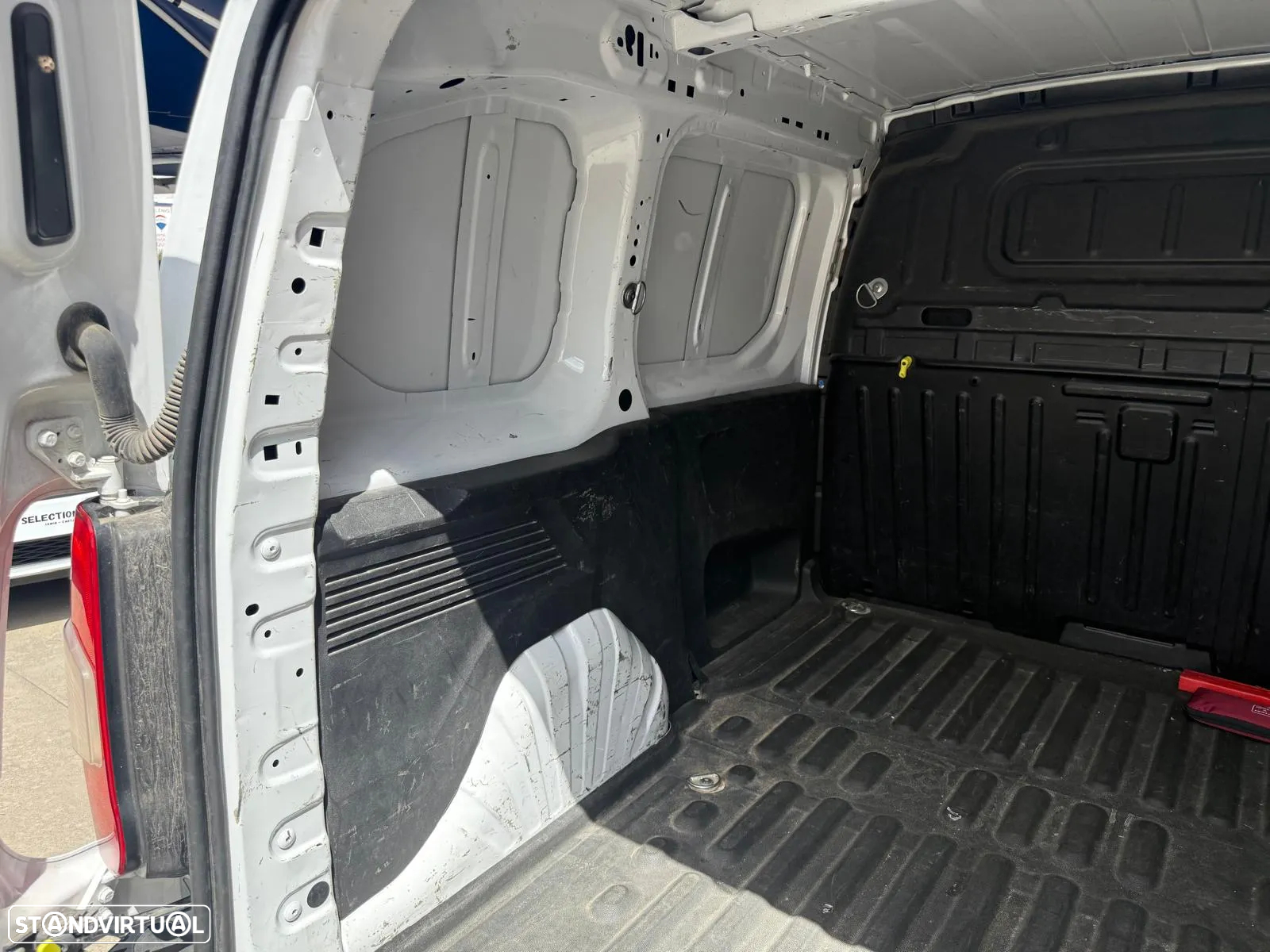 Fiat Doblo 1.5 BlueHDi Maxi - 12