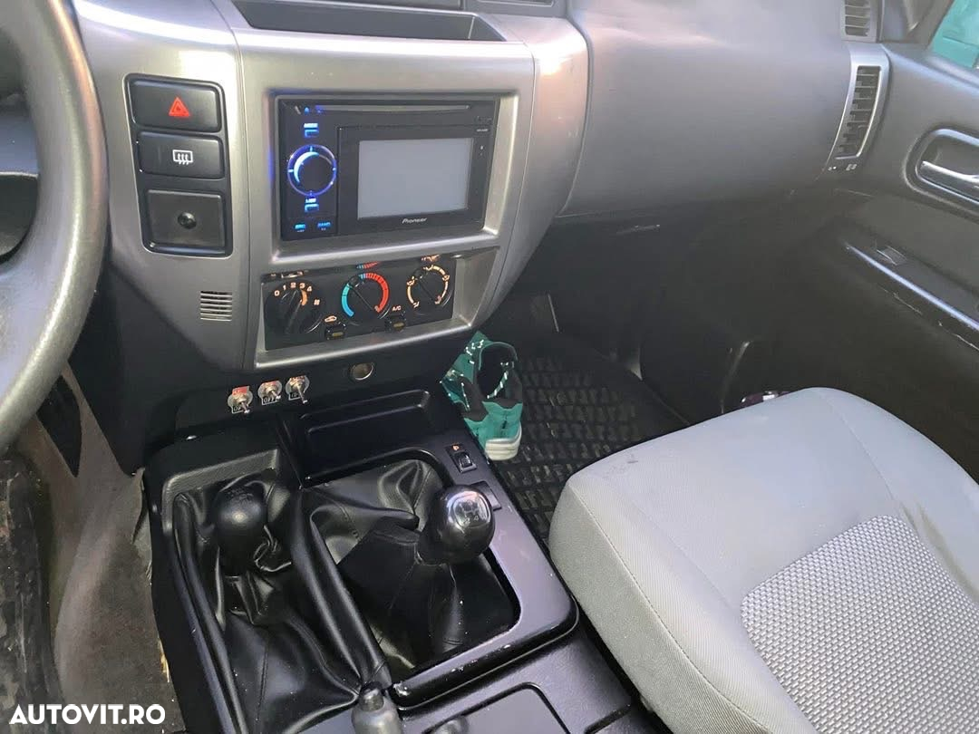 Nissan Patrol 3.0 TD Luxury - 13