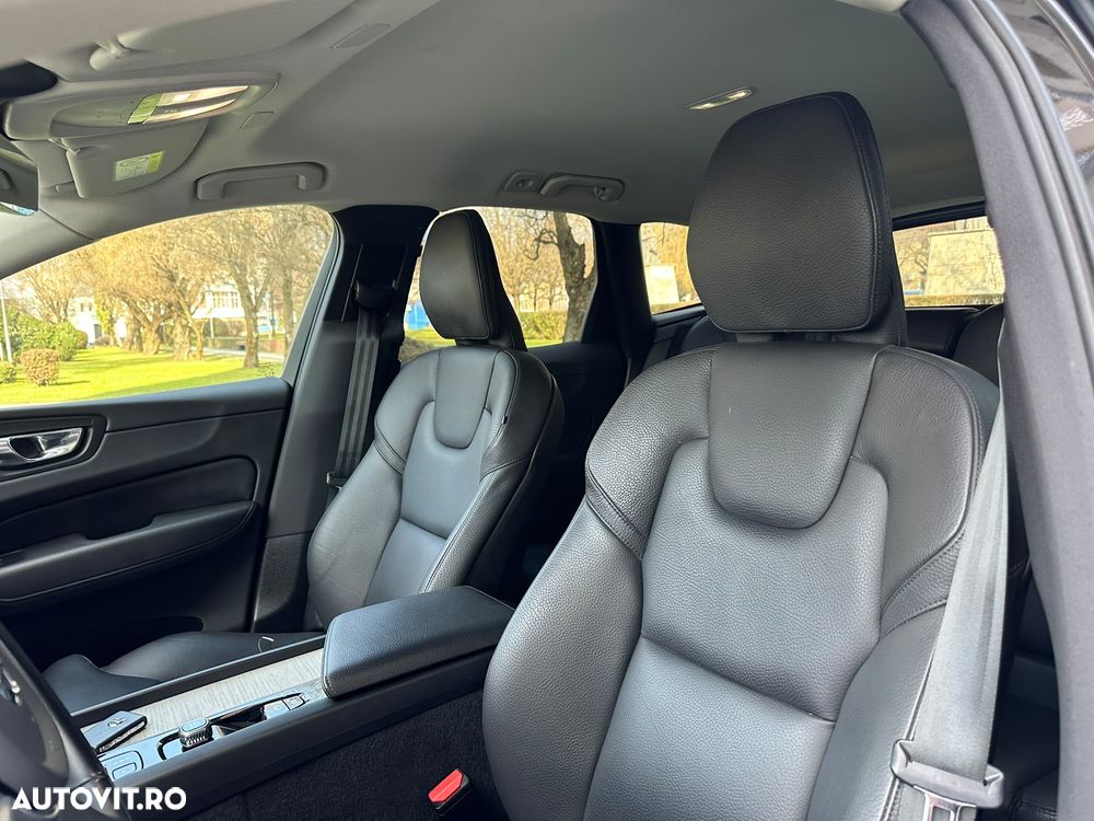 Volvo XC 60 B4 MHEV AT8 FWD Inscription - 23