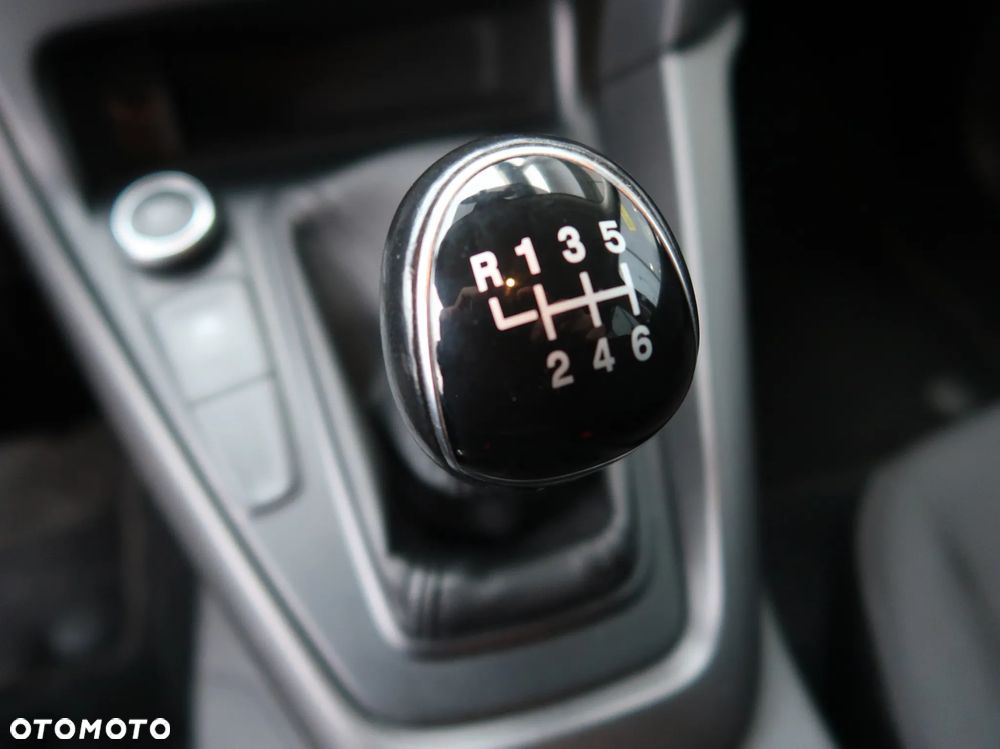 Ford Focus 1.5 EcoBoost Trend ASS - 26