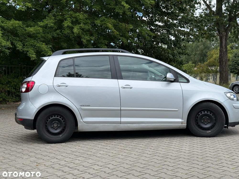 Volkswagen Golf 1.9 TDI DPF Comfortline DSG - 8