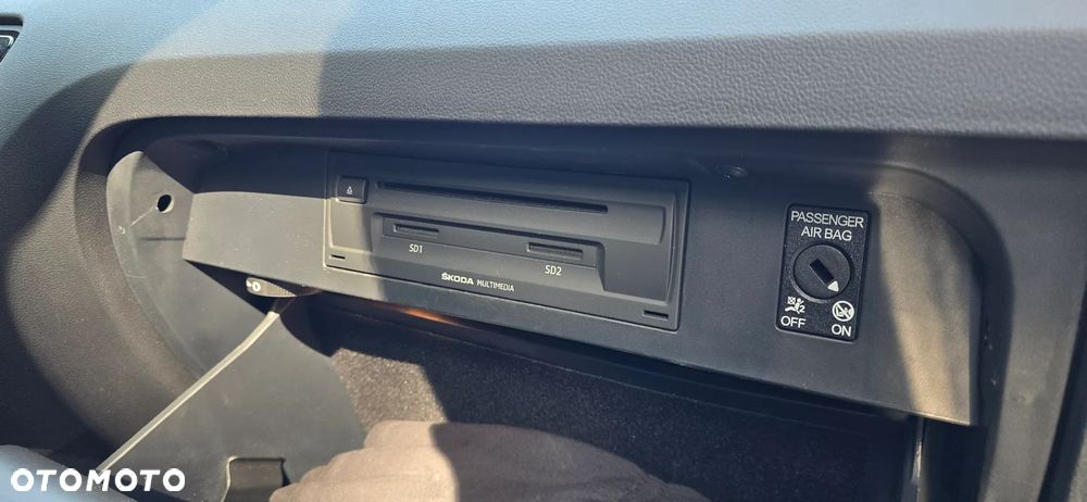 Skoda Octavia 2.0 TSI RS DSG - 17