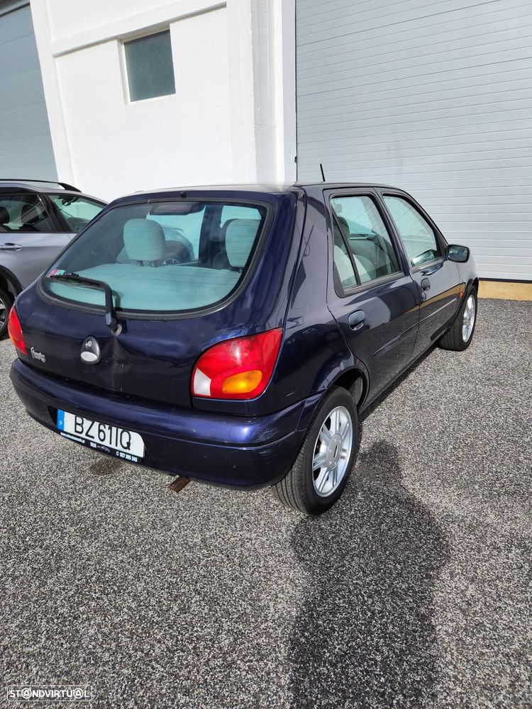 Ford Fiesta 1.25 Ghia - 6